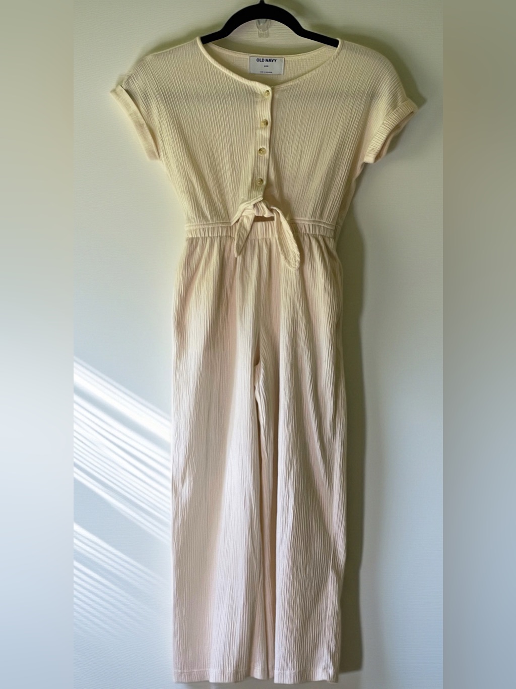 Old Navy Cream Short-Sleeve Button-Front Tie-Waist Jumpsuit Size 8